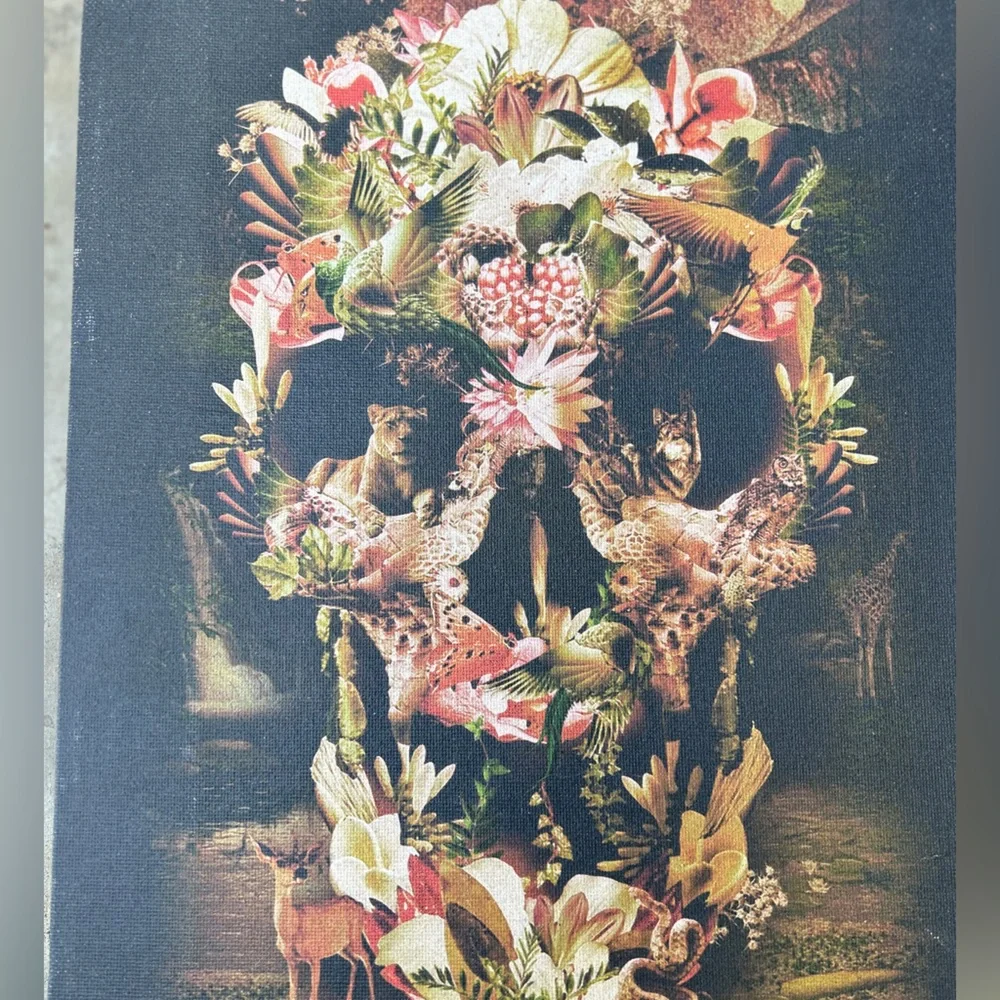 Jungle Skull | Bloom Skull | Ali Gulec | print on canvas